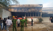 Đà Nẵng: Xưởng gỗ bốc cháy dữ dội sau chập điện