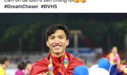 Văn Hậu, Đức Chinh, Tiến Linh... khoe vàng, gửi lời cảm ơn người hâm mộ