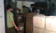 Đột kích doanh nghiệp bán bình sữa, núm ti, bao cao su nhập lậu và giả nguồn gốc xuất xứ