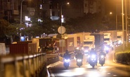 TP HCM kẹt xe lúc nửa đêm do xe container ùn ùn vào khu trung tâm