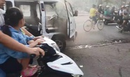 Xe chở học sinh tiểu học ở Bình Dương bốc cháy, nhiều người lao vào dập lửa