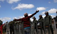 Venezuela: Đụng độ liên quan đến hàng viện trợ, ít nhất 17 người thương vong