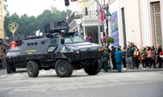 Xe bọc thép đặc chủng bảo vệ Chủ tịch Kim Jong-un từ Đồng Đăng về Hà Nội