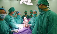 Ngắm công dân đầu tiên chào đời đúng 0 giờ 00 phút năm Kỷ Hợi