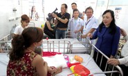 Bộ trưởng Bộ Y tế: Con dưới 9 tháng mắc sởi, mẹ phải chích ngừa