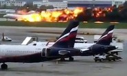 Nga: Máy bay bốc cháy khi hạ cánh, 41 người thiệt mạng