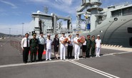Ngắm 2 tàu Hải quân Hoàng gia Canada lần đầu ghé cảng Cam Ranh