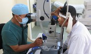 Bị bệnh nan y, hiến tặng giác mạc giúp 2 chàng trai sáng mắt.