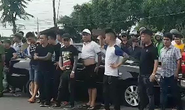 Giang hồ vây xe chở công an: Tạm đình chỉ công tác 2 trung tá cảnh sát