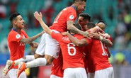 Sanchez lập siêu phẩm đưa Chile vào tứ kết Copa America