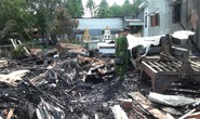 Cháy rụi cơ sở gỗ ở làng mộc lâu đời nhất miền Tây