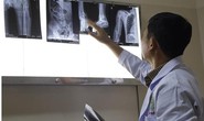 Thanh niên nhảy từ lầu 4 xuống đất vì bị cản... lấy chồng!