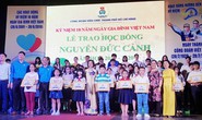 Gần 2,1 tỉ đồng hỗ trợ người lao động khó khăn