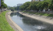 Xả nước vào sông Tô Lịch: Cuốn trôi thành quả 2 tháng