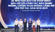 Loạt bài về vong báo oán ở chùa Ba Vàng đoạt giải A báo chí