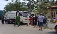 Xe chở rác bất ngờ lao sang phía trái đường tông chết tiểu thương