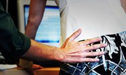 Quấy rối tình dục nơi làm việc sẽ bị sa thải