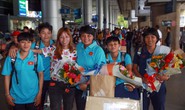 Đội tuyển nữ về nước, HLV Mai Đức Chung khoe học trò được mời xuất ngoại