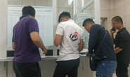 Tác nghiệp vụ cháy nhà máy Rạng Đông, nhiều phóng viên đau đầu, chóng mặt phải kiểm tra sức khỏe