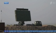 Khí tài Trung Quốc phơi mình trên cao tốc Syria