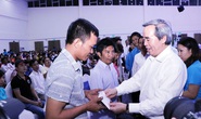 Tết sum vầy đến với công nhân khó khăn
