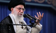 Lãnh tụ Iran gọi ông Trump là chú hề đâm lén sau lưng