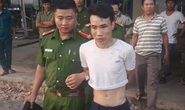 Sát hại vợ cũ bằng dao và kéo sắt