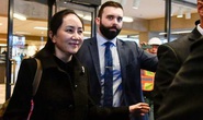 Quan chức lãnh sự Trung Quốc ngồi kín phòng xử “công chúa” Huawei