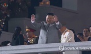Thông điệp bất ngờ của ông Kim Jong-un tại lễ duyệt binh kỳ lạ