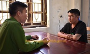 Thanh niên xăm trổ xúc phạm, đấm vào mặt CSGT