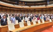 Quốc hội tưởng niệm đồng bào tử nạn, cán bộ chiến sĩ hy sinh