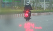 Phóng xe máy như bay 104 km/giờ, cố tình tông CSGT