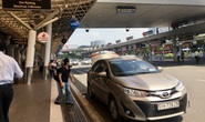 Yêu cầu sân bay Tân Sơn Nhất bố trí làn C cho taxi đón khách