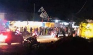 Xe máy tông bay gác chắn đám tang: 1 người chết, 4 người bị thương