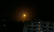 Phòng không Syria bỏ lọt tên lửa Israel, 7 người  chết