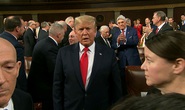 Sắp thoát luận tội, Tổng thống Trump trở lại mạnh mẽ