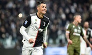 Ronaldo sắm siêu xe, không nhận lương 4 tháng ở Juventus