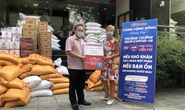 Một người Úc tặng 2 tấn gạo cho ATM thực phẩm miễn phí của Báo Người Lao Động