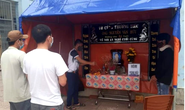 Nam thanh niên lập bàn thờ trong khu cách ly khi nghe tin bố qua đời