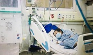Bệnh nhân số 19 trở nặng, đã 3 lần ngừng tuần hoàn sau khi dừng ECMO