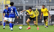 Dortmund: Tứ bề thọ địch Bundesliga