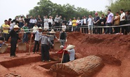 Bí ẩn đôi nam nữ bắc cầu tình yêu trong mộ cổ 1.000 năm