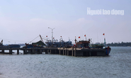 Nhóm 5 ngư dân Quảng Ngãi hỗn chiến với thương lái, 1 người bị thương