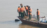 Phát hiện quả bom từ thời chiến tranh gần cầu Long Biên