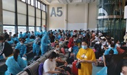 Sân bay Tân Sơn Nhất đón 343 người Việt bị mắc kẹt do dịch Covid-19 từ Đài Loan về nước