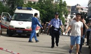 Bảo vệ mẫu giáo xông vào trường đâm chém, gần 40 người gục ngã