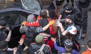 Mỹ: Tài xế nổ súng vào đám đông biểu tình, suýt thành thảm sát đẫm máu