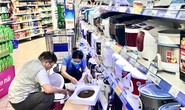 Hàng điện máy rầm rộ giảm giá