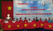 Tiếp tục trao 1.000 lá cờ Tổ quốc cho ngư dân Phú Quốc