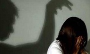 Được mời đến nhà uống rượu, cụ ông dâm ô cháu nội của bạn